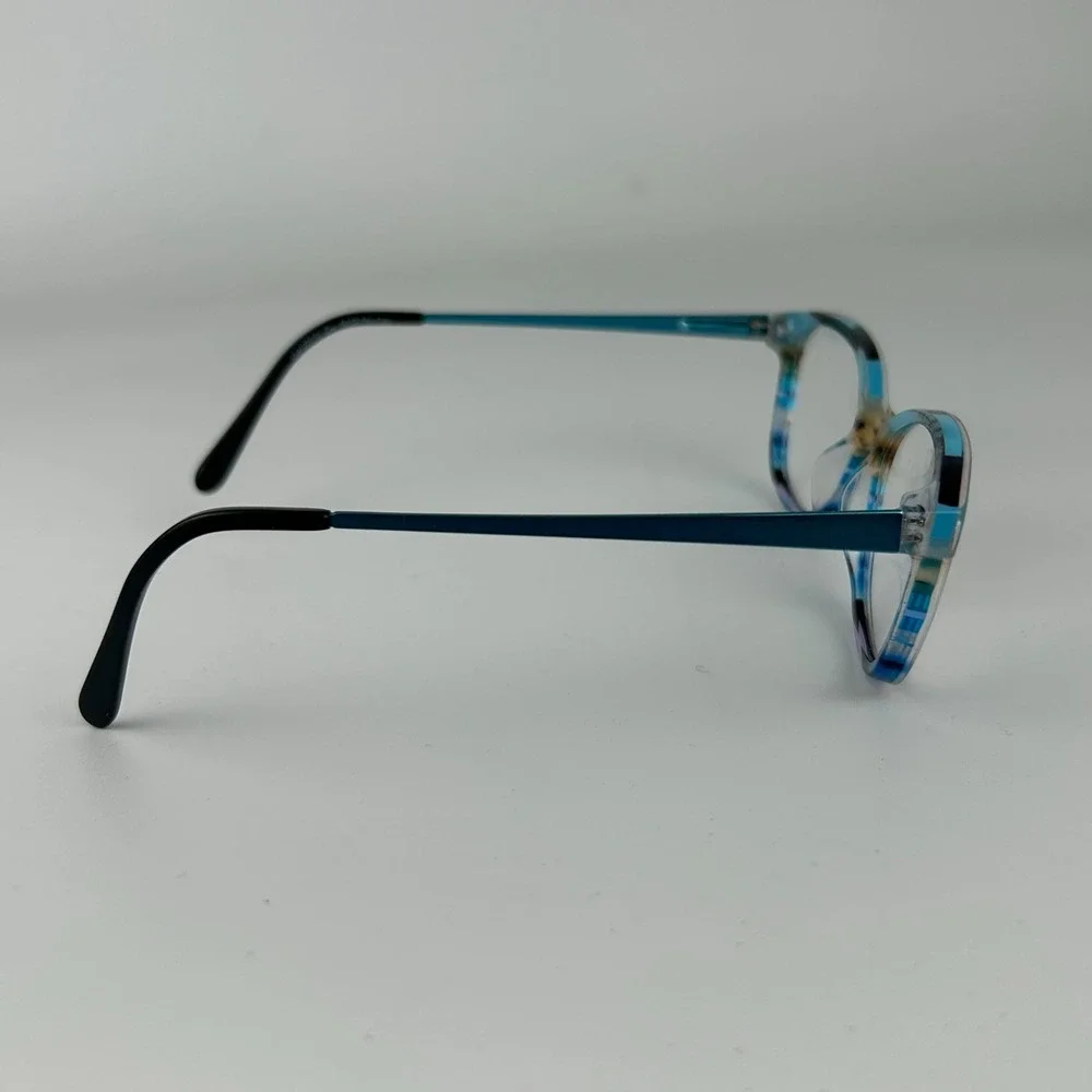 Outspoken women eyeglasses